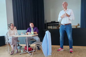 Christoph Schmid mit der Einführung in die Thematik