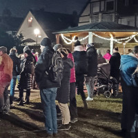 Feuerkorb vor Schloss. Auszug aus Plakat
